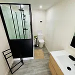 Le Maréchal Chic - Lumineux à De Gier Appartement *